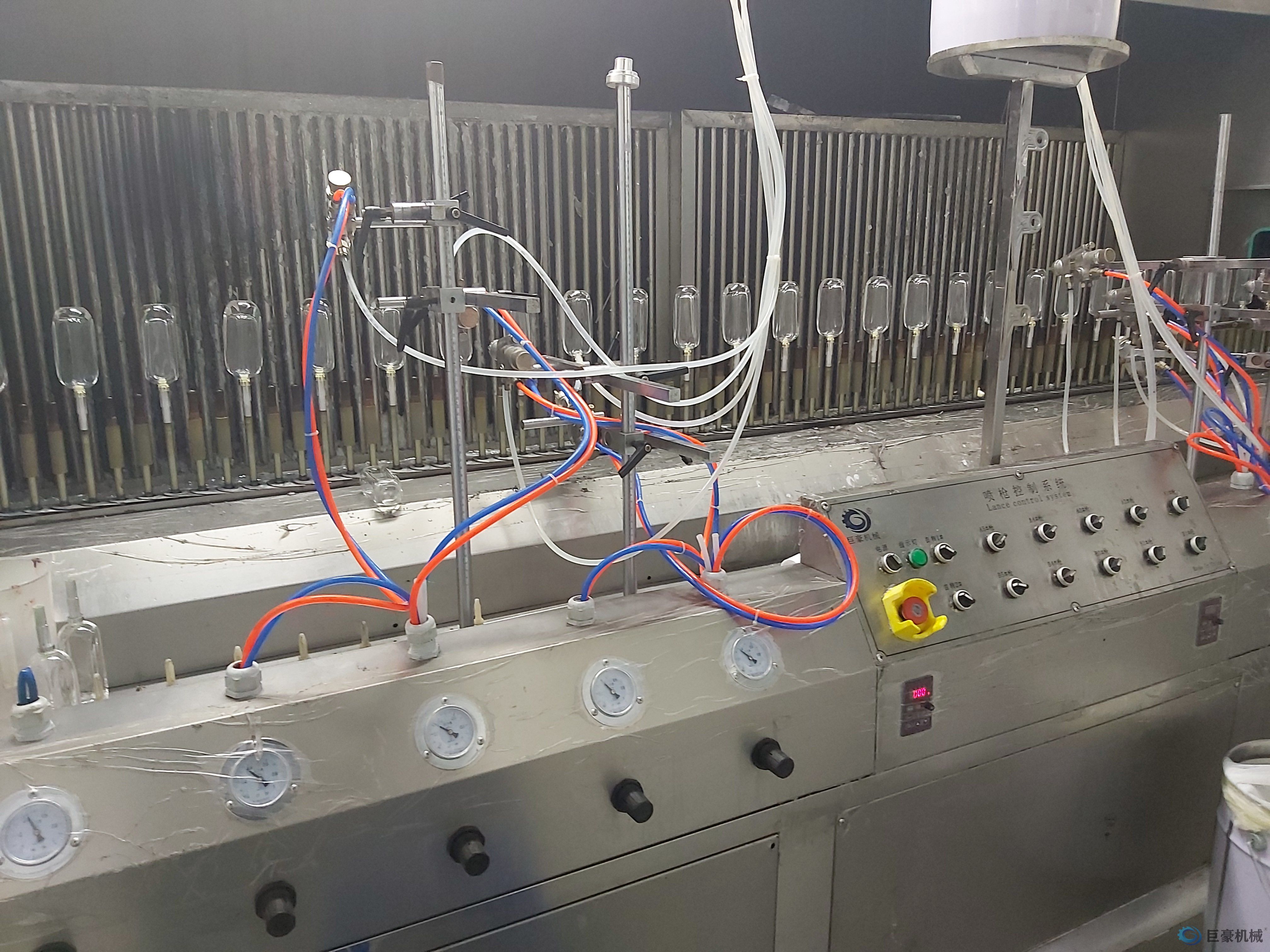 地轨式自动喷涂线(图1) 地轨式自动喷涂线(图1)